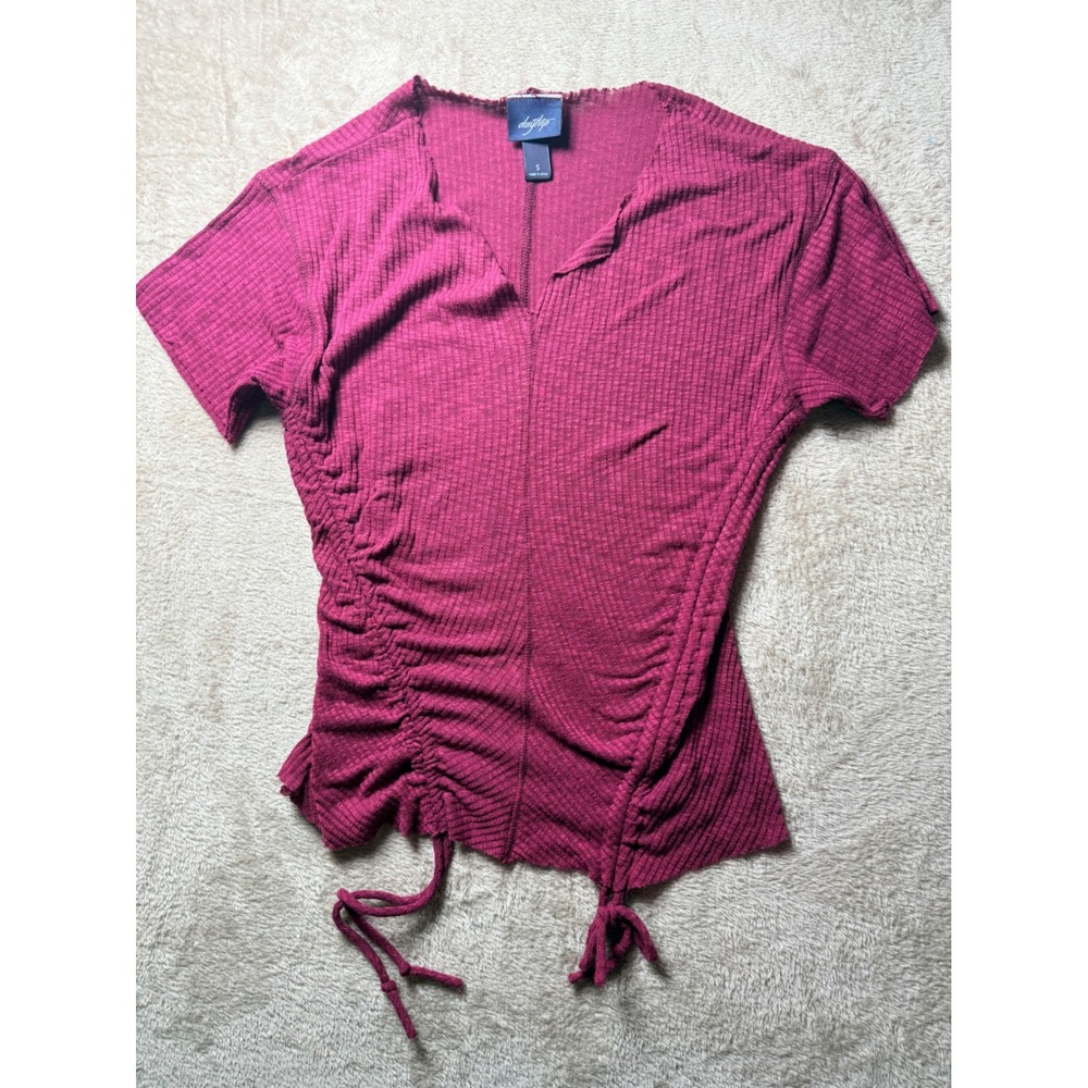 Daytrip‎ Womens Ribbed V-Neck Short Sleeve Cinched Side Top Y2K Soft Girl